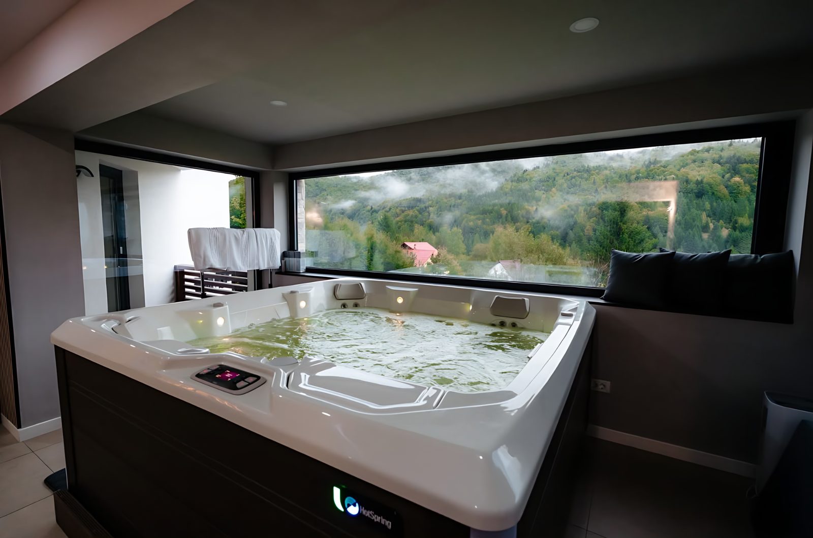 Jacuzzi în living