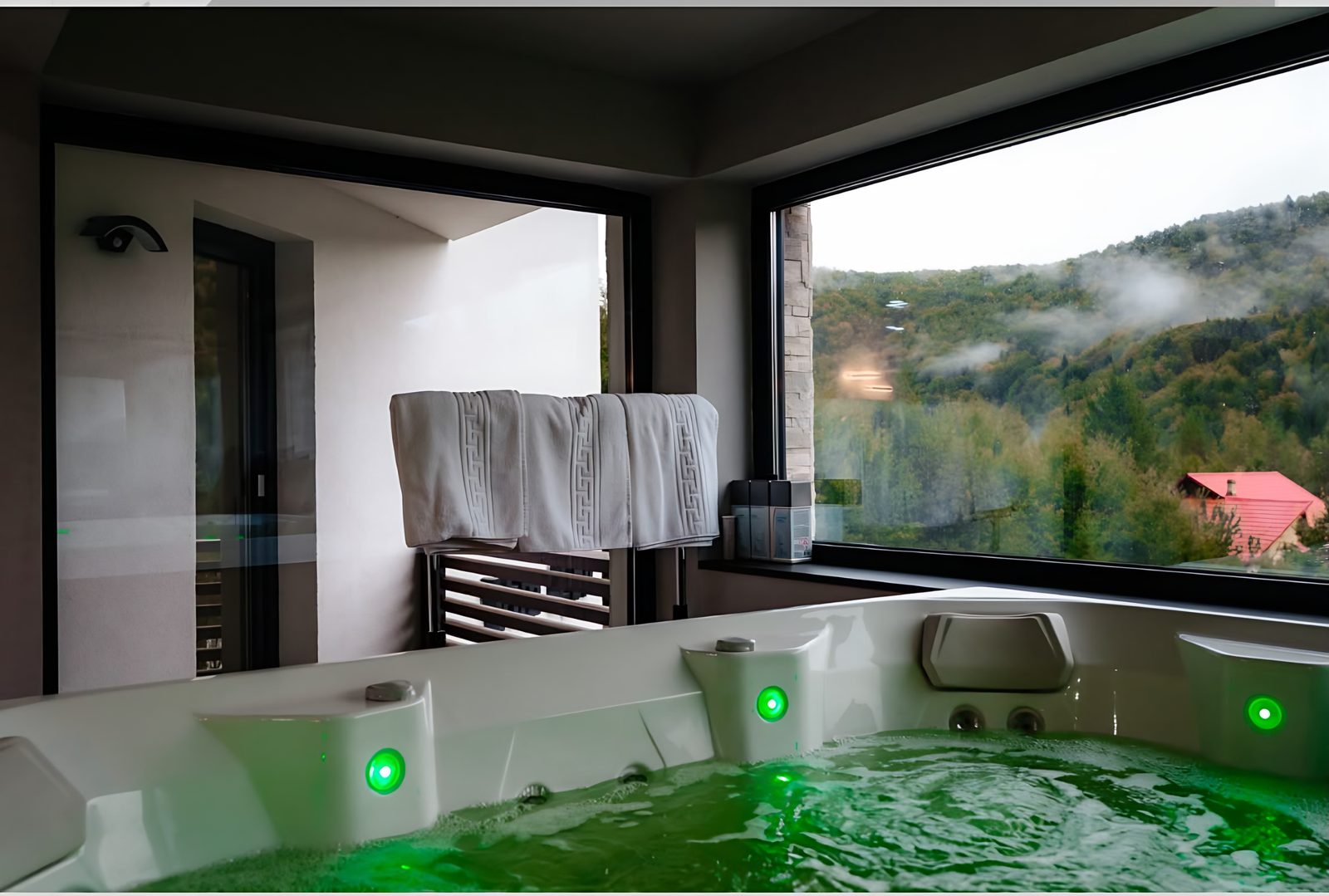Jacuzzi cu priveliște